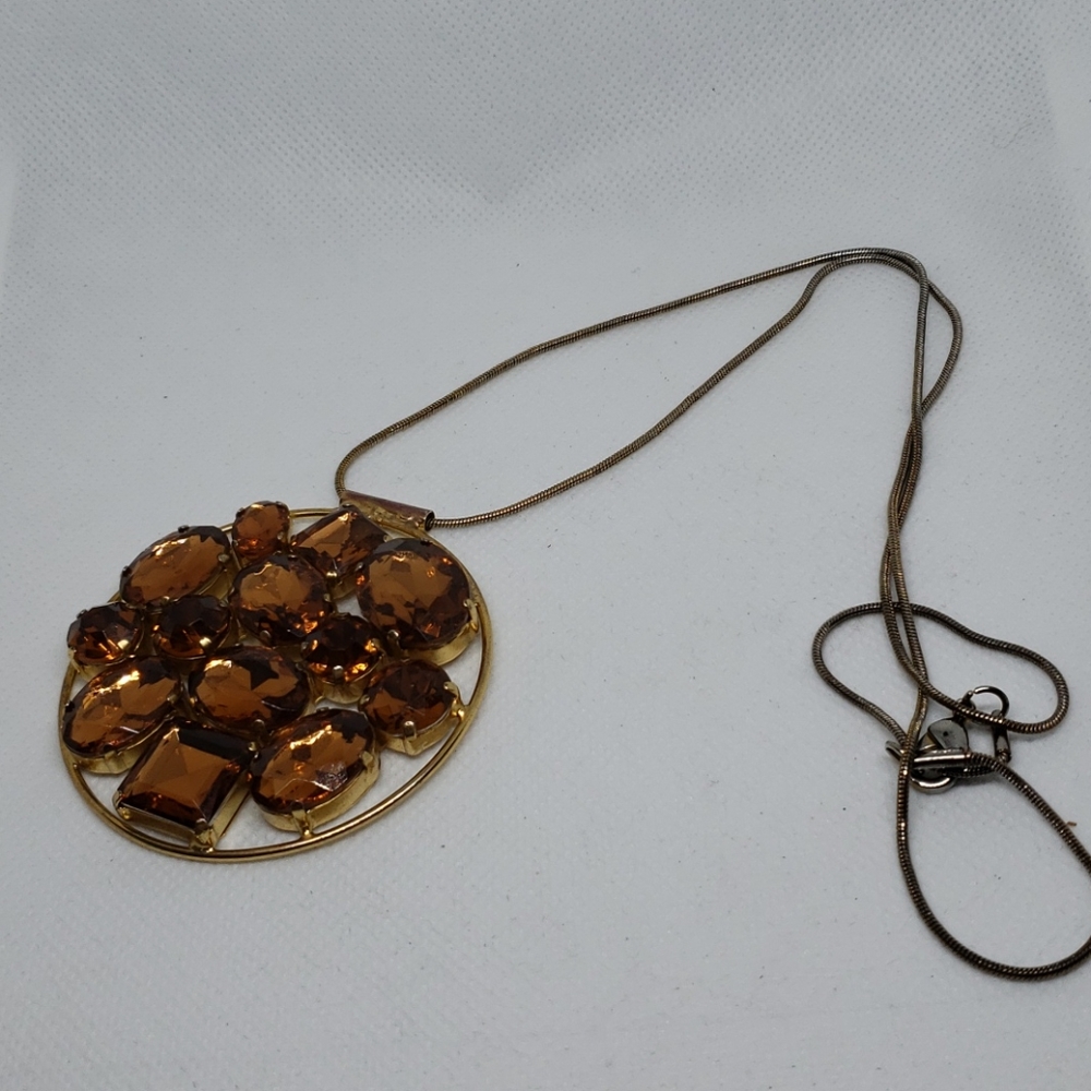 Modern pendant on chain